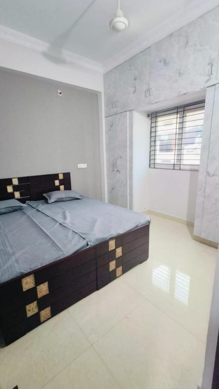 Rupesh Golden Suites Hyderabad Exterior foto